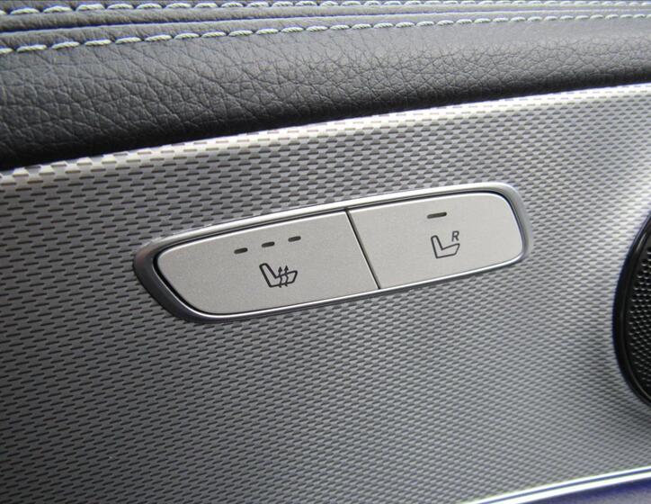 Mercedes-Benz Třídy E 27