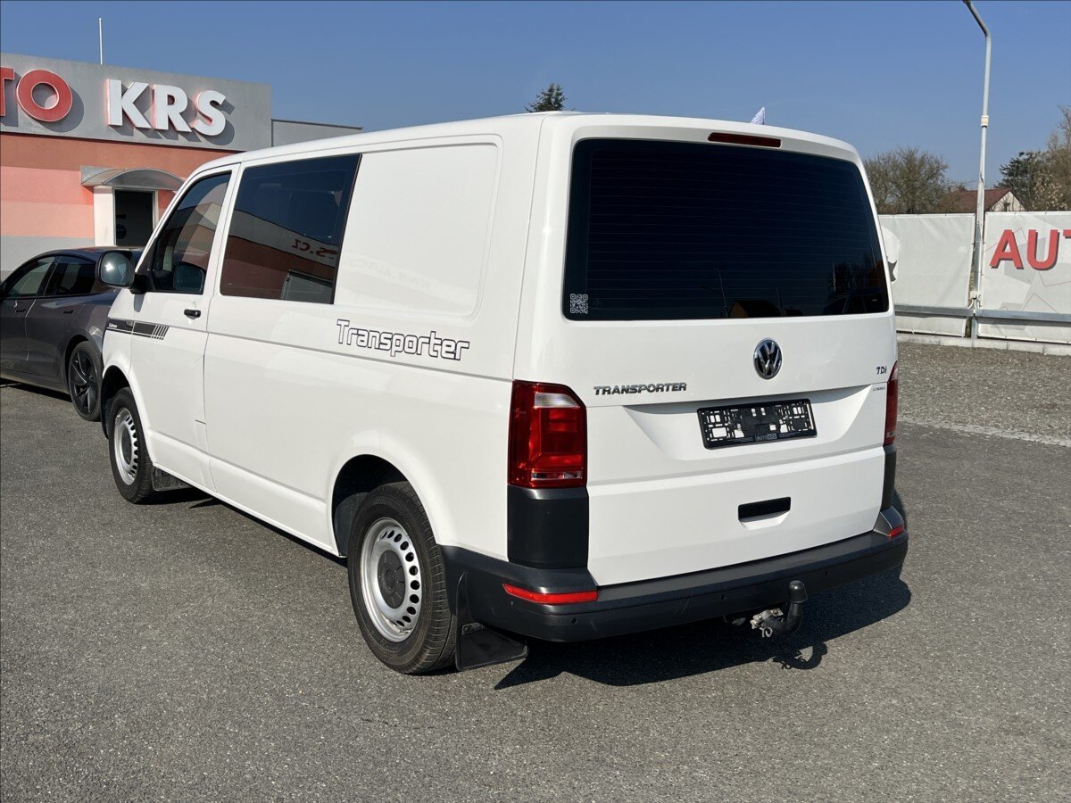 Volkswagen Transporter Kombi 2,0 l 62 kw