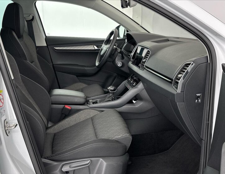 Škoda Karoq SUV / Terénní 1,5 l 110 kw