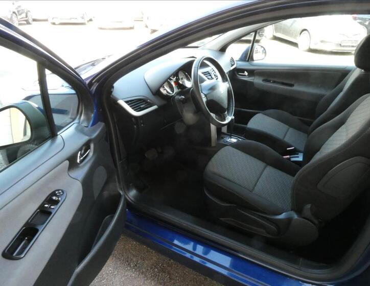 Peugeot 207 15