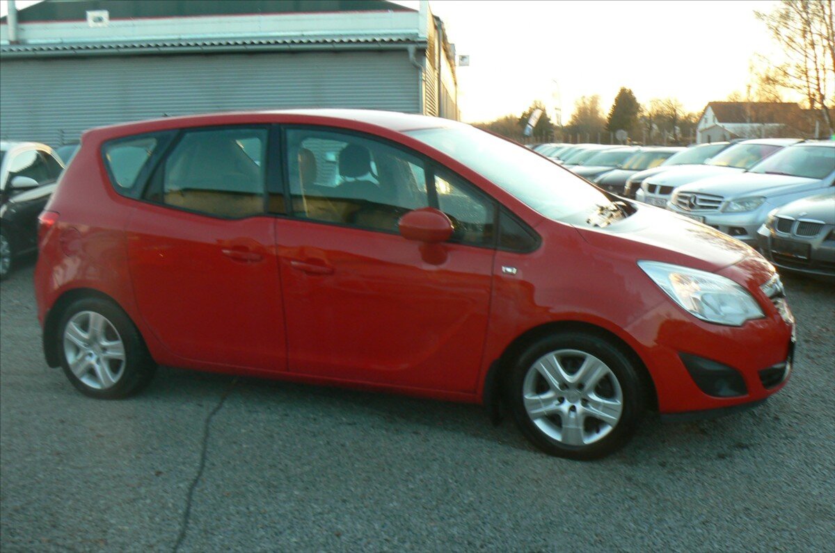 Opel Meriva Hatchback 1,4 l 74 kw