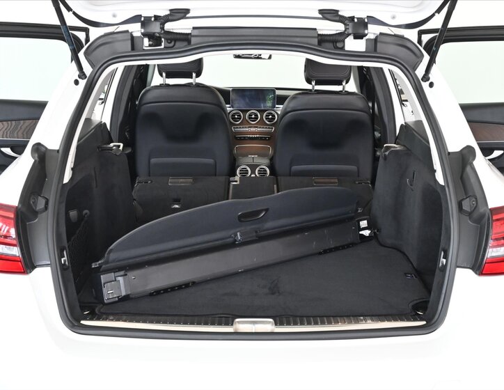 Mercedes-Benz Třídy C 7