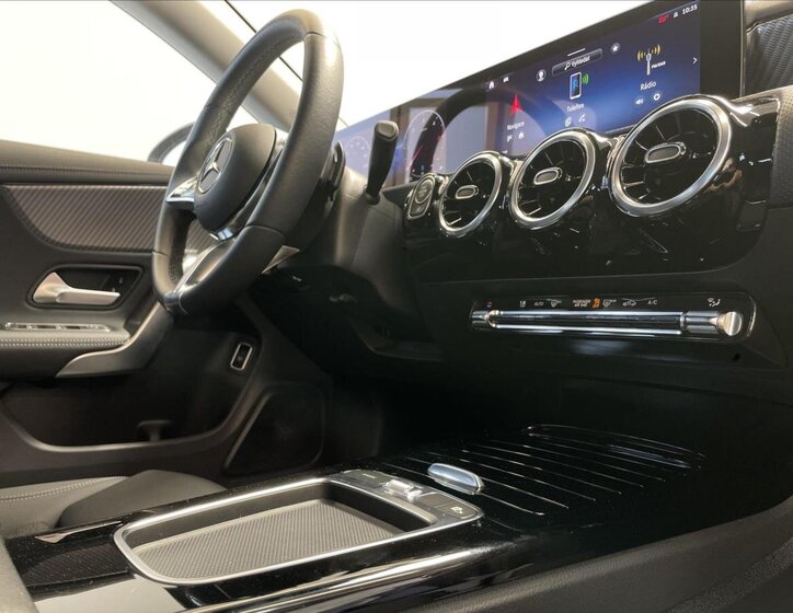 Mercedes-Benz CLA Kombi 2,0 l 85 kw