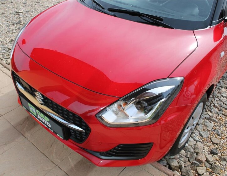 Suzuki Swift Hatchback 1,2 l 61 kw