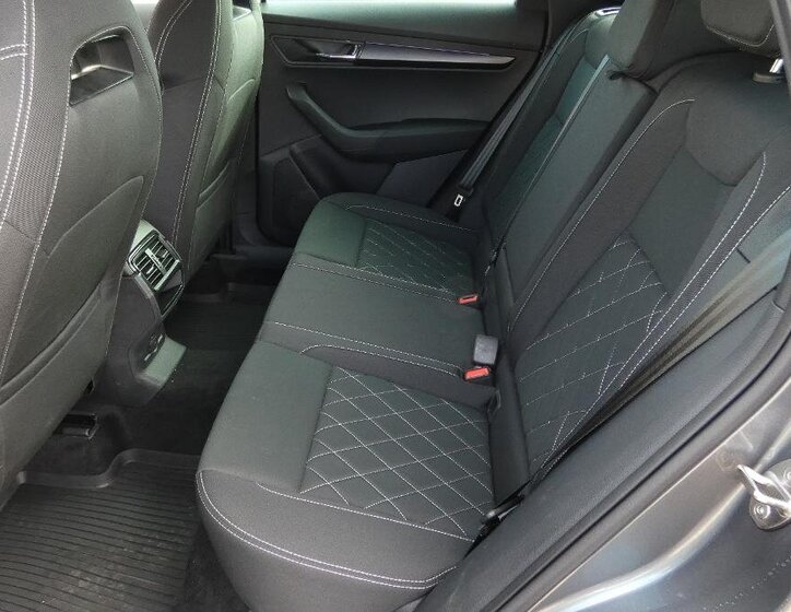 Škoda Karoq SUV / Terénní 1,5 l 110 kw