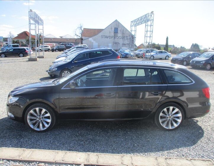 Škoda Superb Kombi 1,6 l 77 kw