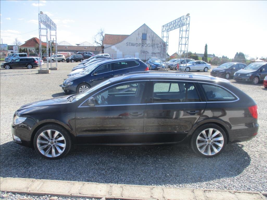 Škoda Superb Kombi 1,6 l 77 kw