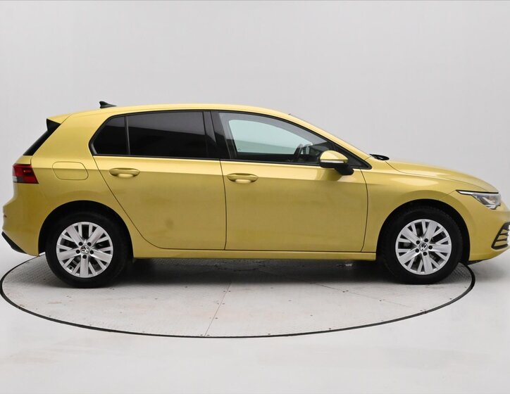 Volkswagen Golf Hatchback 999,0 81 kw