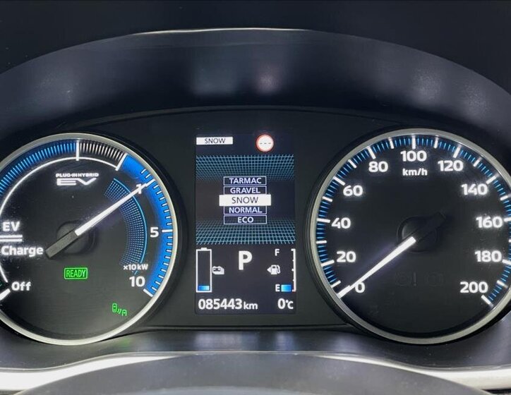 Mitsubishi Eclipse Cross SUV 2,4 l 130 kw