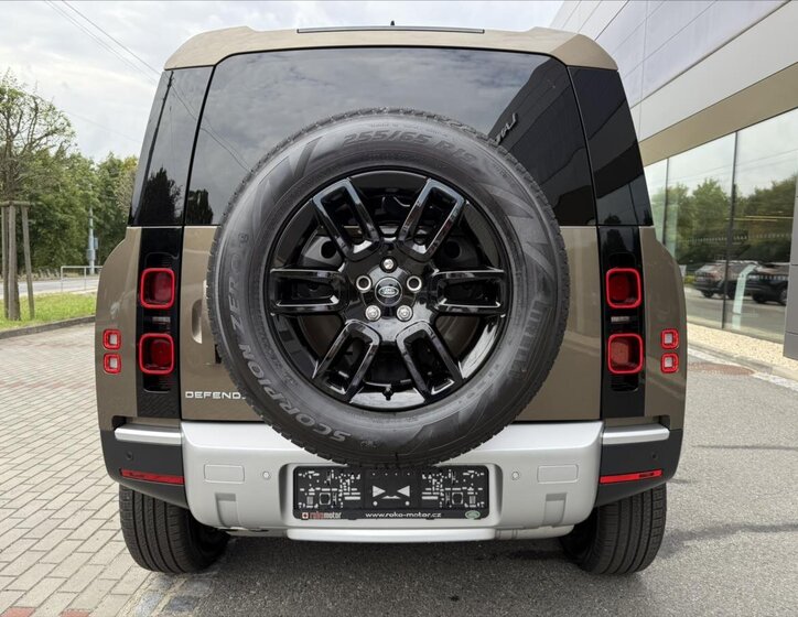 Land Rover Defender SUV 3,0 l 147 kw