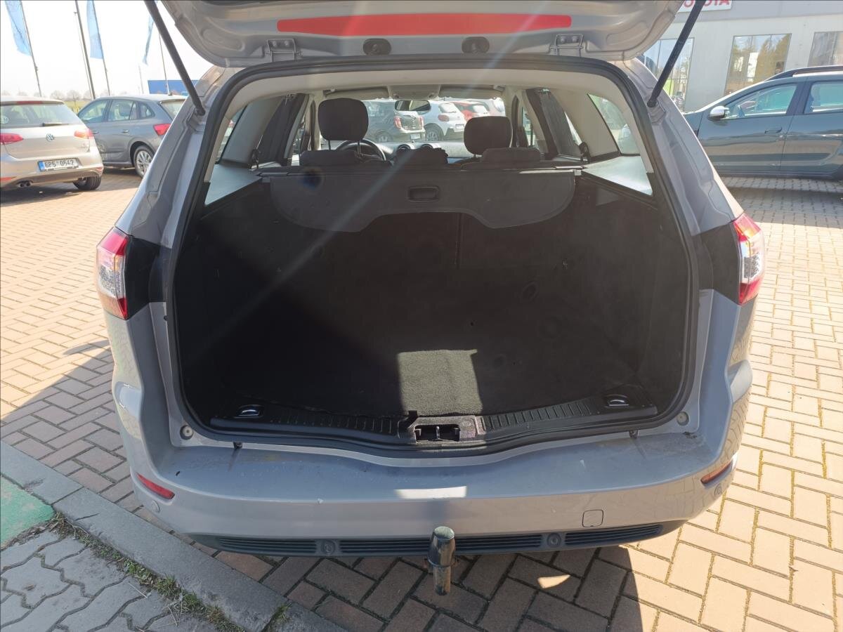 Ford Mondeo Kombi 1,6 l 88 kw