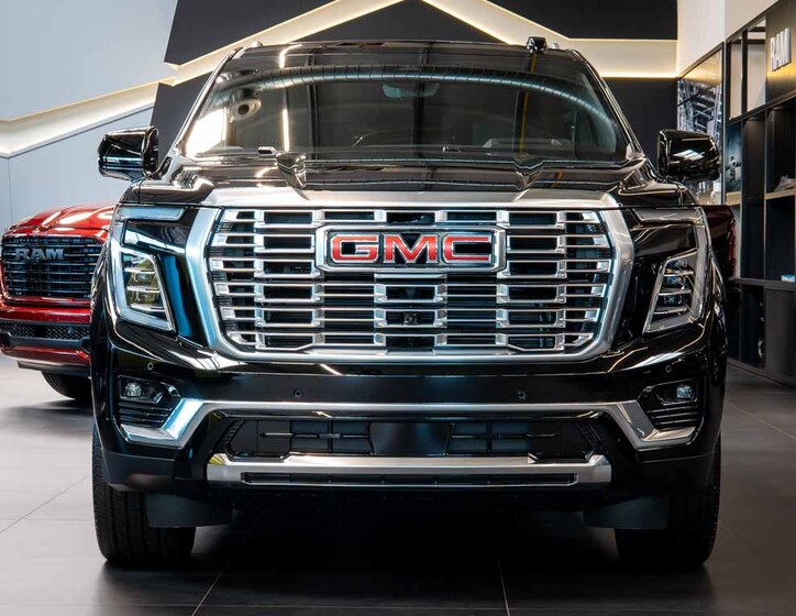 GMC Yukon 12