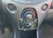 Toyota Aygo Hatchback 998,0 53 kw