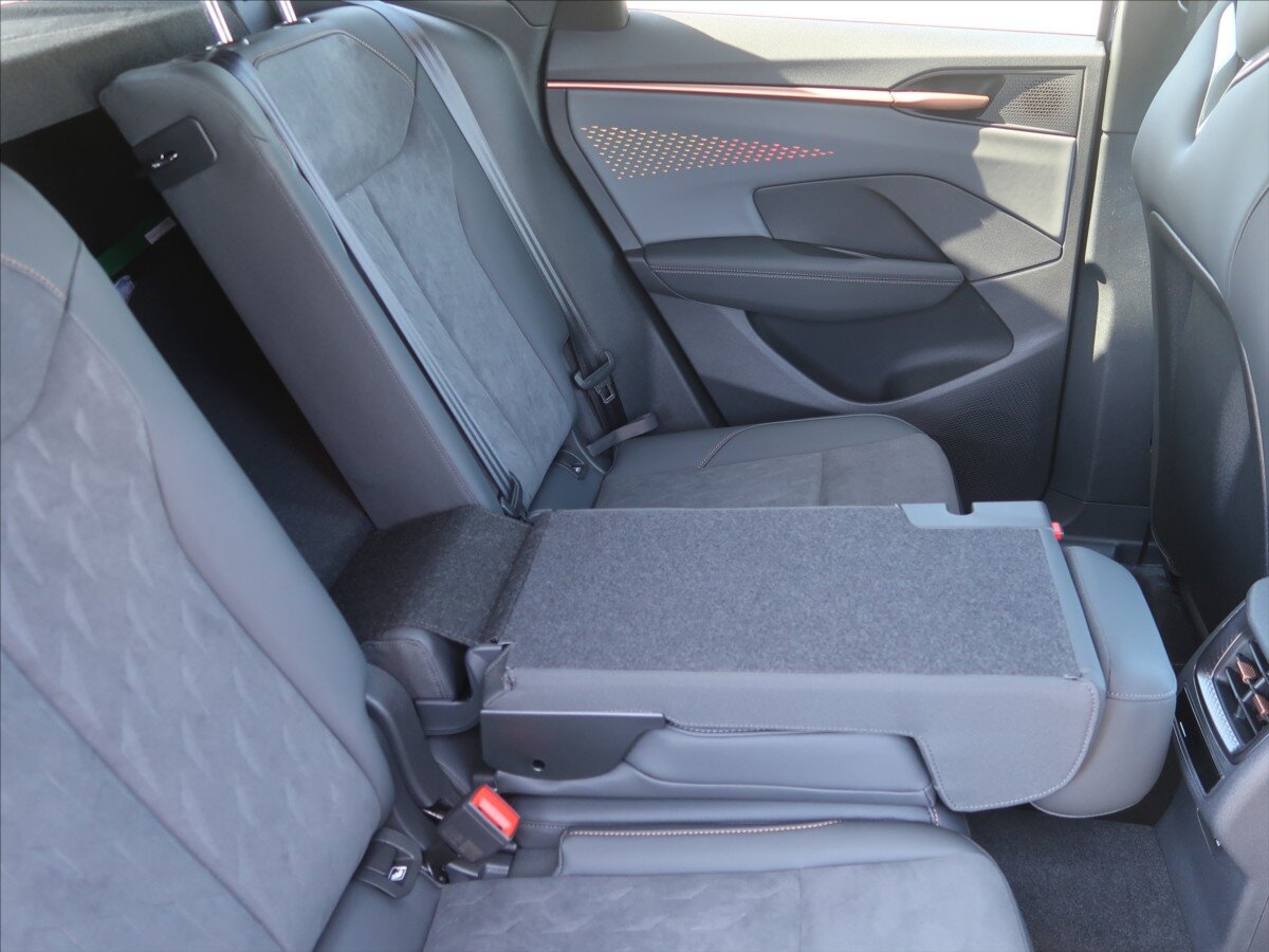 Cupra Terramar SUV / Terénní 2,0 l 195 kw