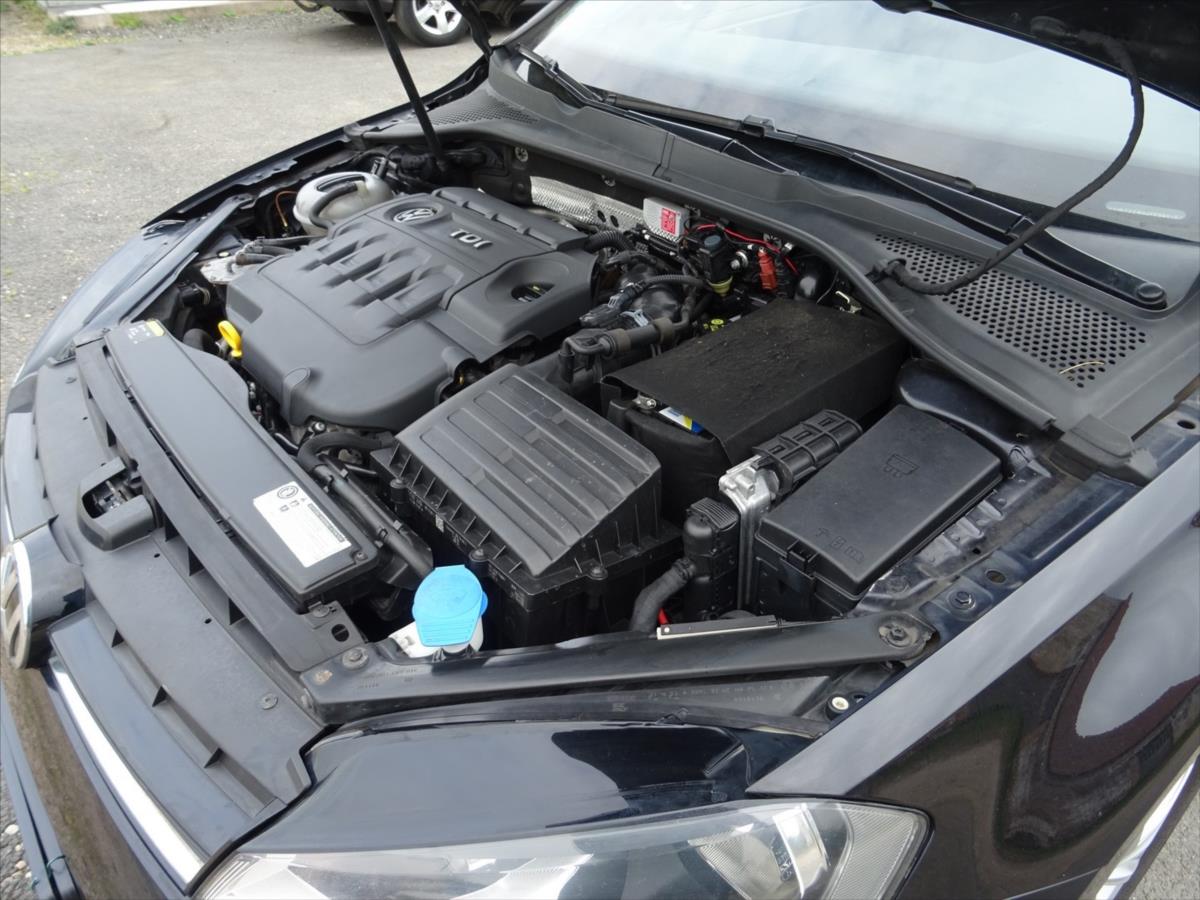 Volkswagen Golf Kombi 1,6 l 81 kw