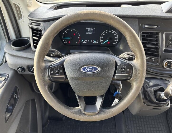 Ford Transit 16