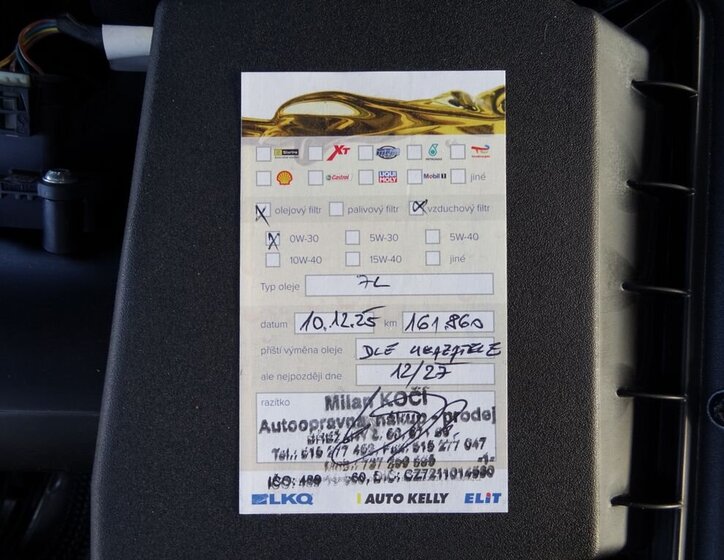 Land Rover Discovery Sport SUV 2,0 l 120 kw