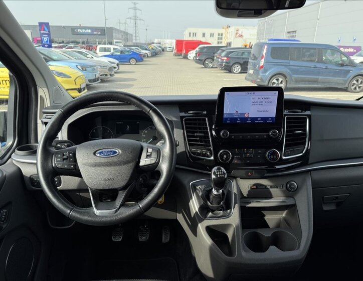 Ford Tourneo Custom MPV 2,0 l 136 kw