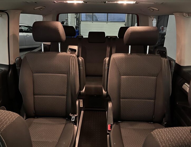 Volkswagen Multivan MPV 2,0 l 110 kw