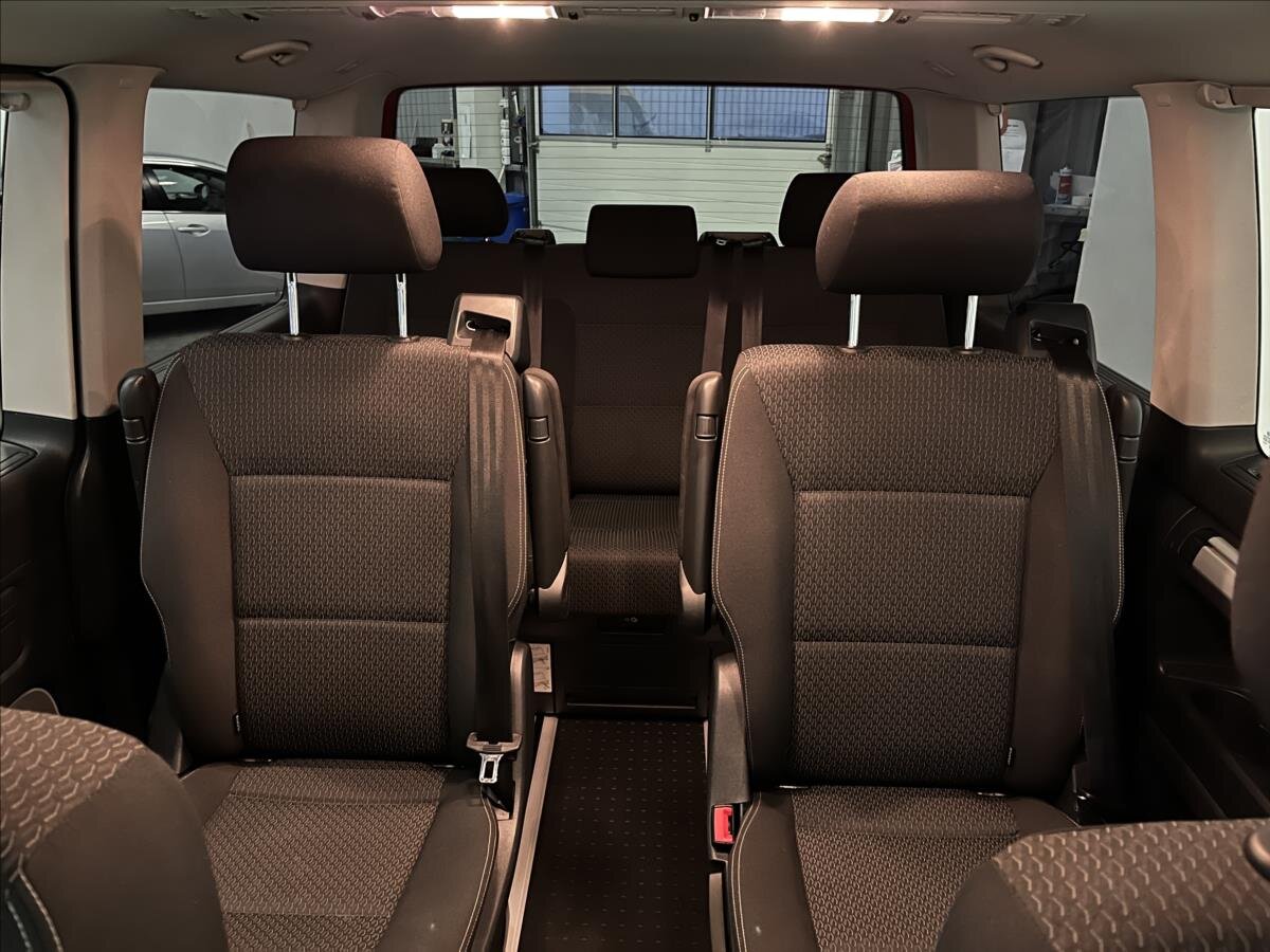 Volkswagen Multivan MPV 2,0 l 110 kw