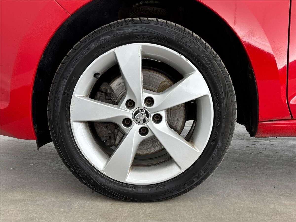 Škoda Rapid Liftback 1,2 l 77 kw