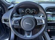 Jaguar F-Pace 15