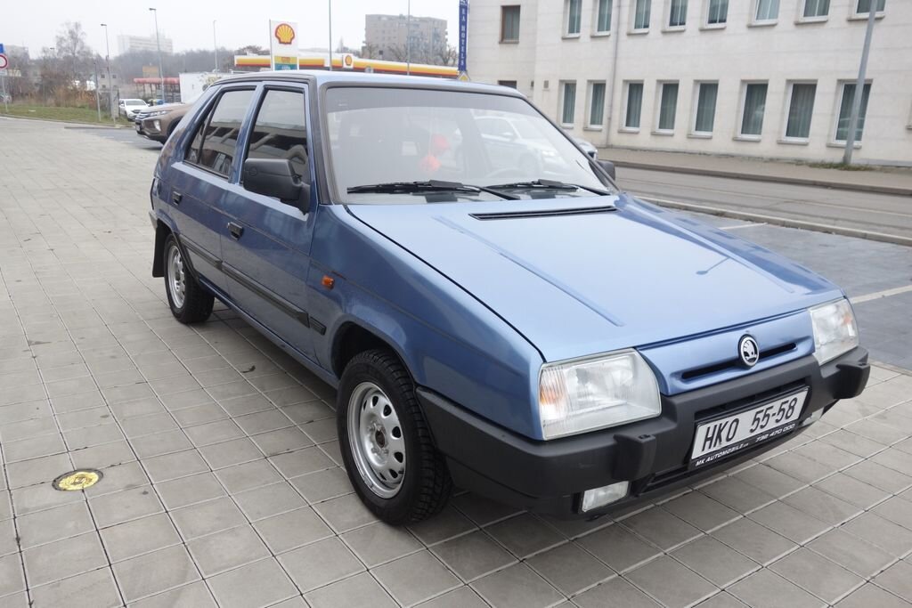 Škoda Favorit Hatchback 1,3 l 43 kw