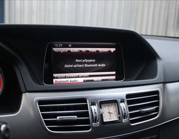 Mercedes-Benz Třídy E 23