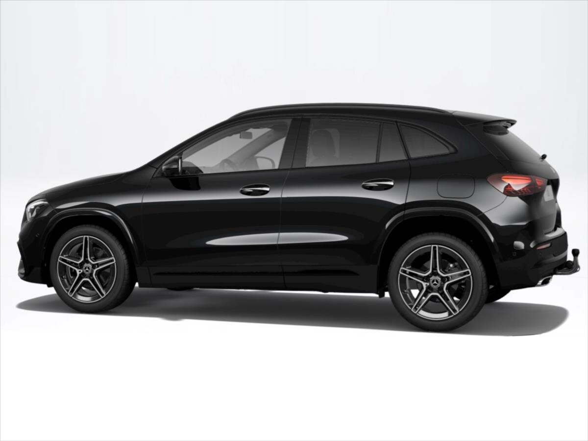 Mercedes-Benz GLA SUV / Terénní 1,3 l 120 kw