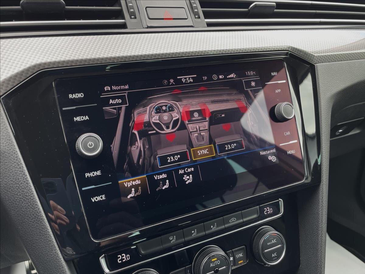 Volkswagen Passat Kombi 2,0 l 140 kw