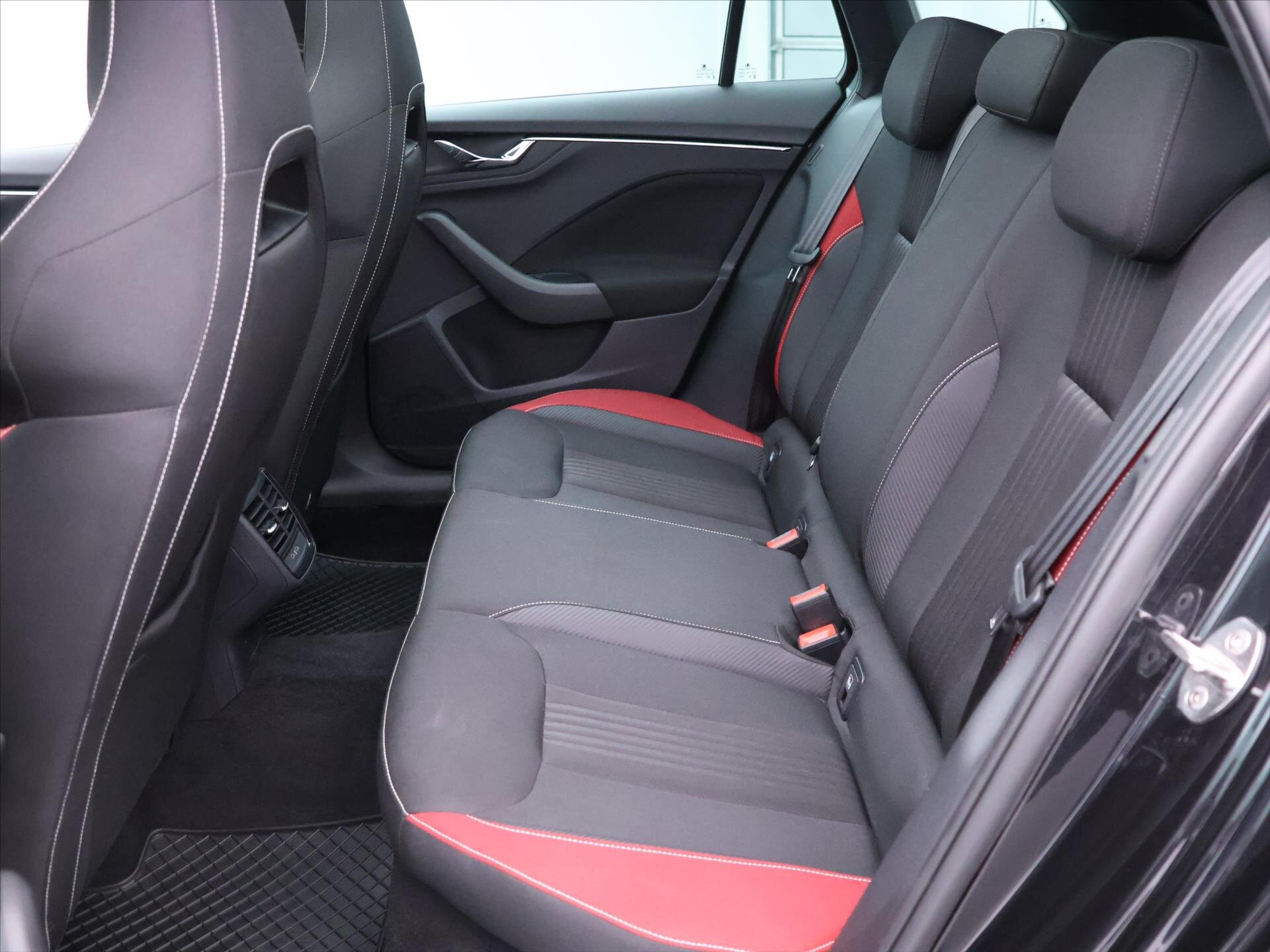 Škoda Scala Hatchback 1,5 l 110 kw