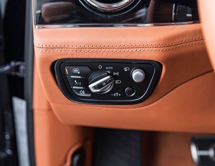 Bentley Bentayga SUV / Terénní 4,0 l 404 kw