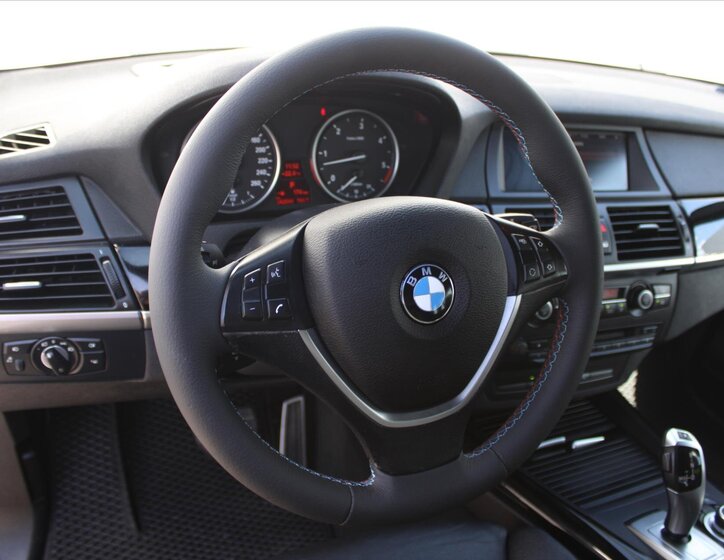 BMW X5 SUV / Terénní 3,0 l 225 kw