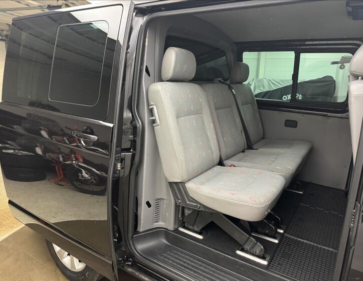 Volkswagen Transporter 21