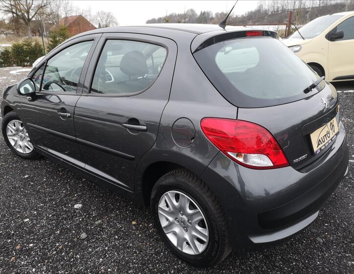 Peugeot 207 Hatchback 1,4 l 54 kw