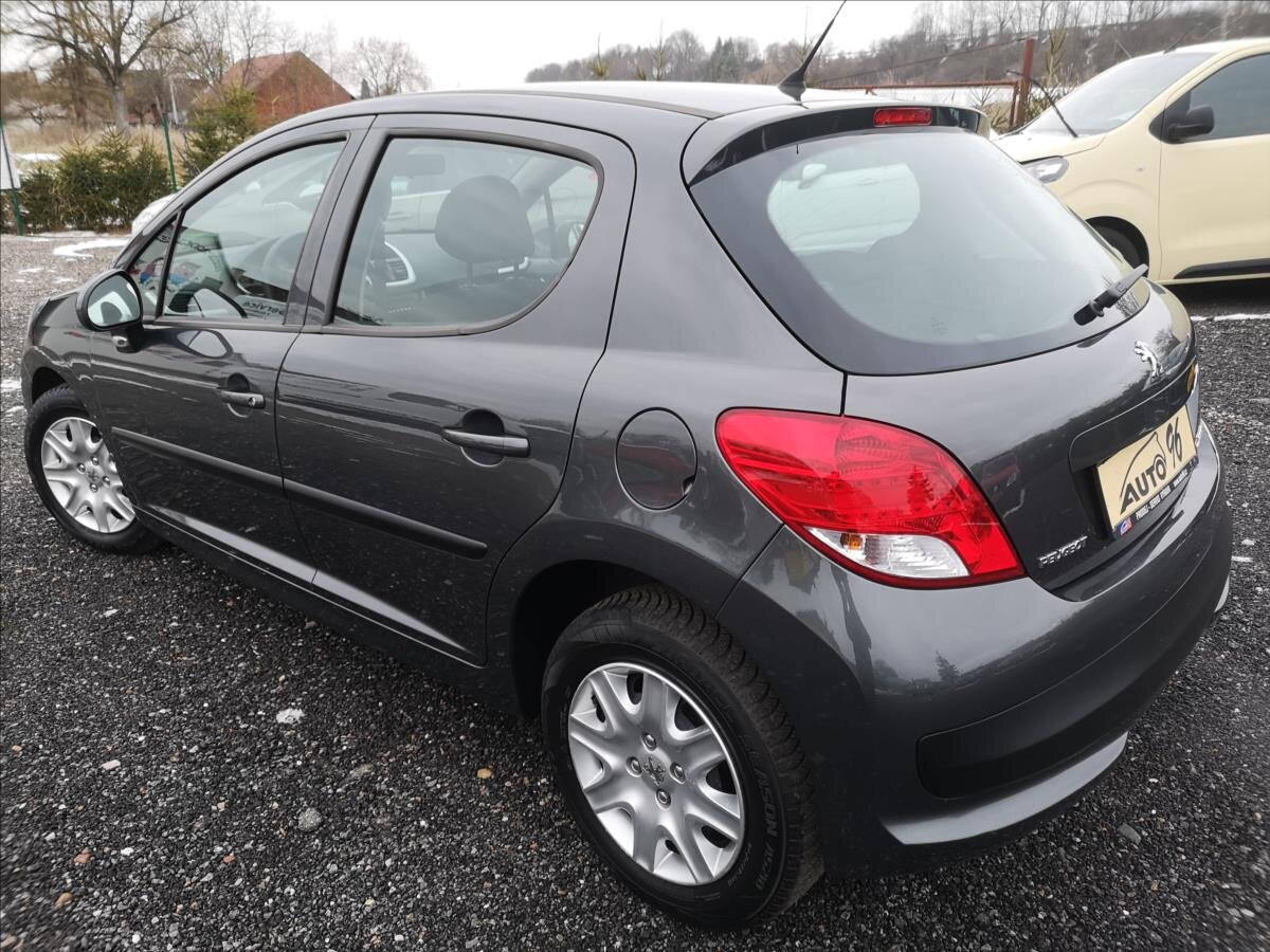 Peugeot 207 Hatchback 1,4 l 54 kw