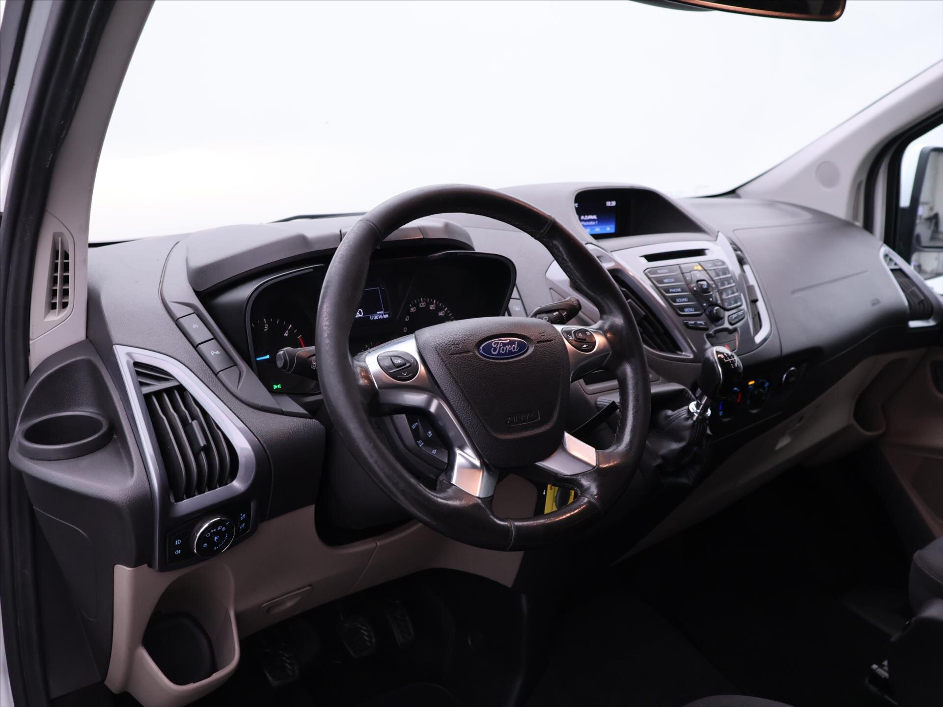 Ford Tourneo Custom Kombi 2,0 l 125 kw