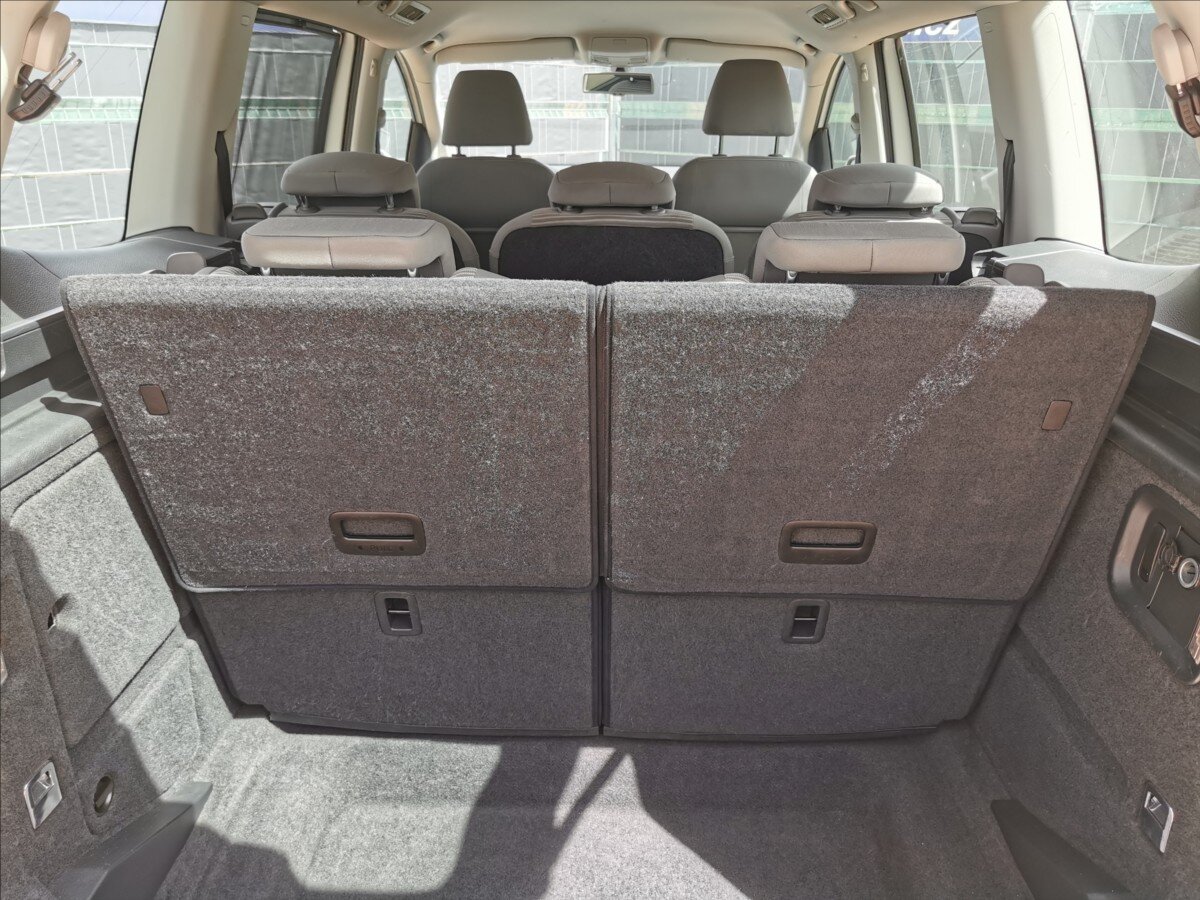 Seat Alhambra Kombi 1,4 l 110 kw