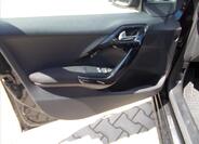 Peugeot 208 27