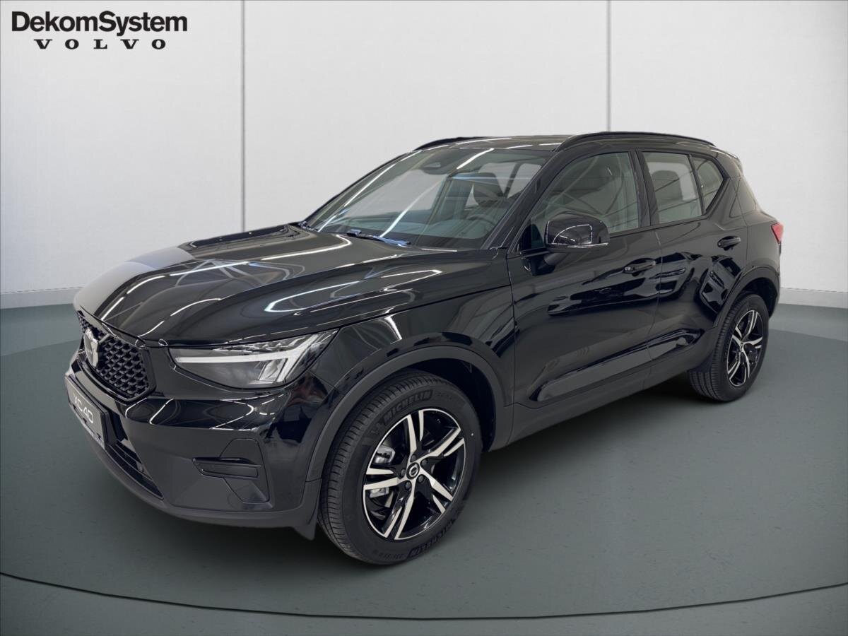 Volvo XC40 SUV / Terénní 2,0 l 120 kw