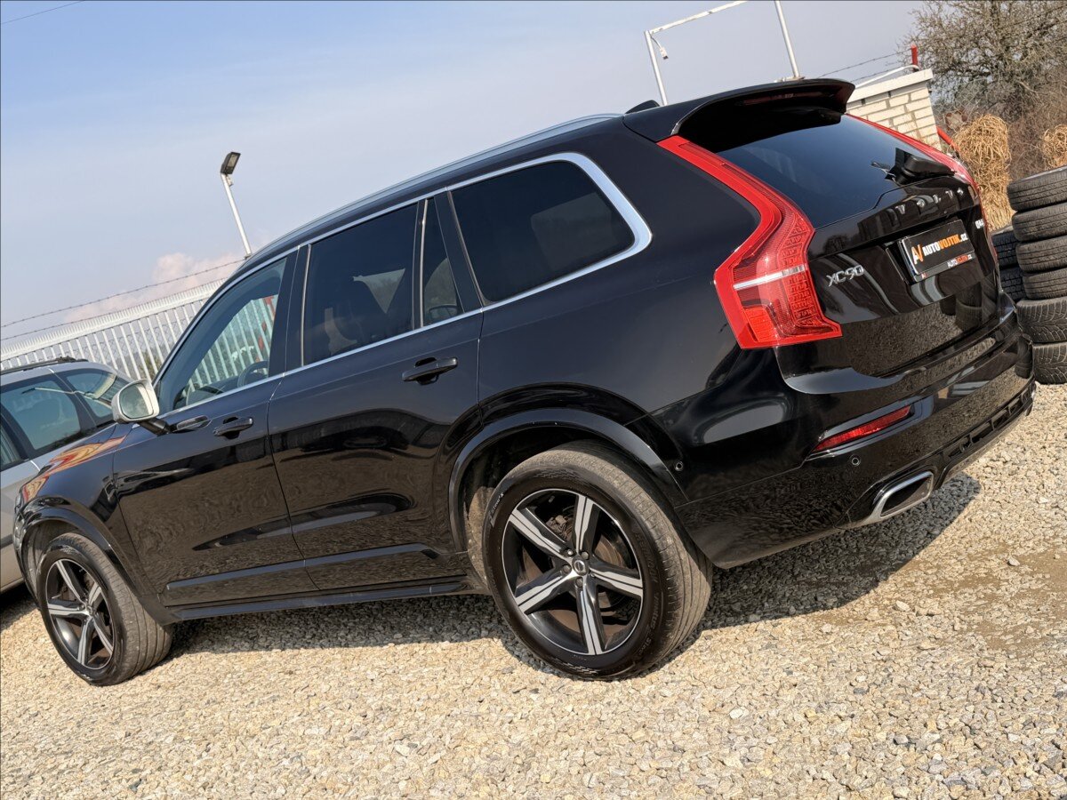 Volvo XC90 SUV / Terénní 2,0 l 173 kw