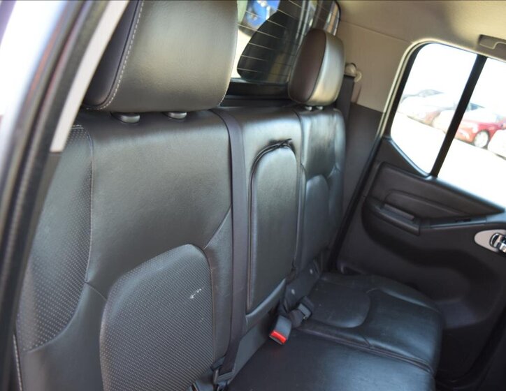 Nissan Navara Pick-up 3,0 l 170 kw