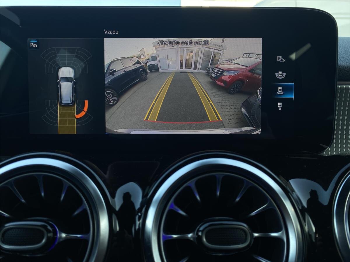 Mercedes-Benz GLB SUV / Terénní 2,0 l 110 kw