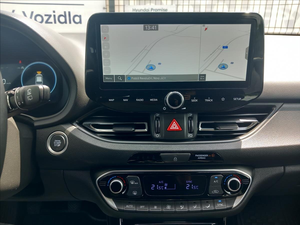 Hyundai i30 Kombi 998,0 73 kw