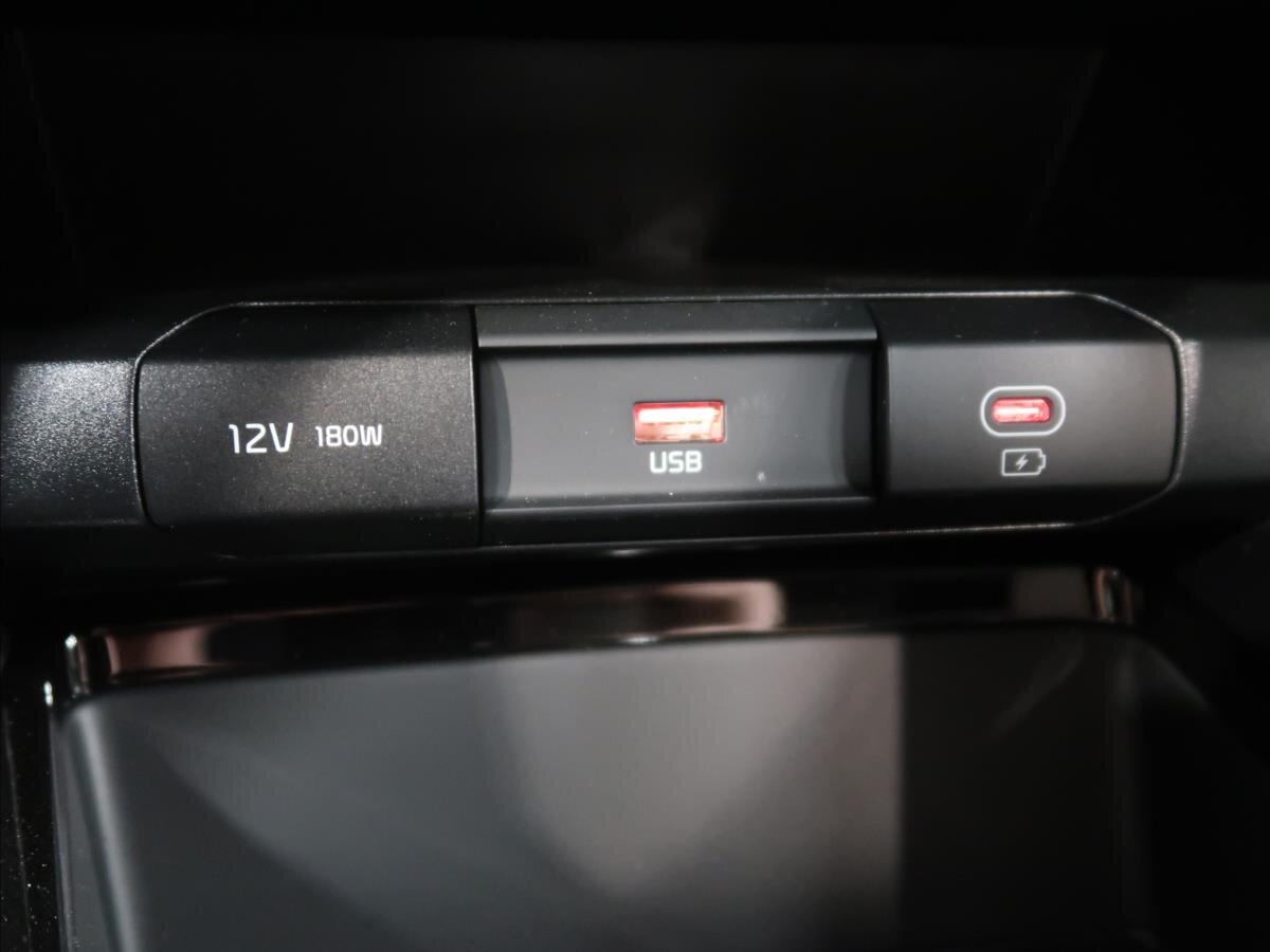 KIA Ceed Hatchback 1,5 l 103 kw