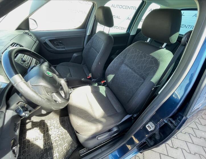 Škoda Roomster 11