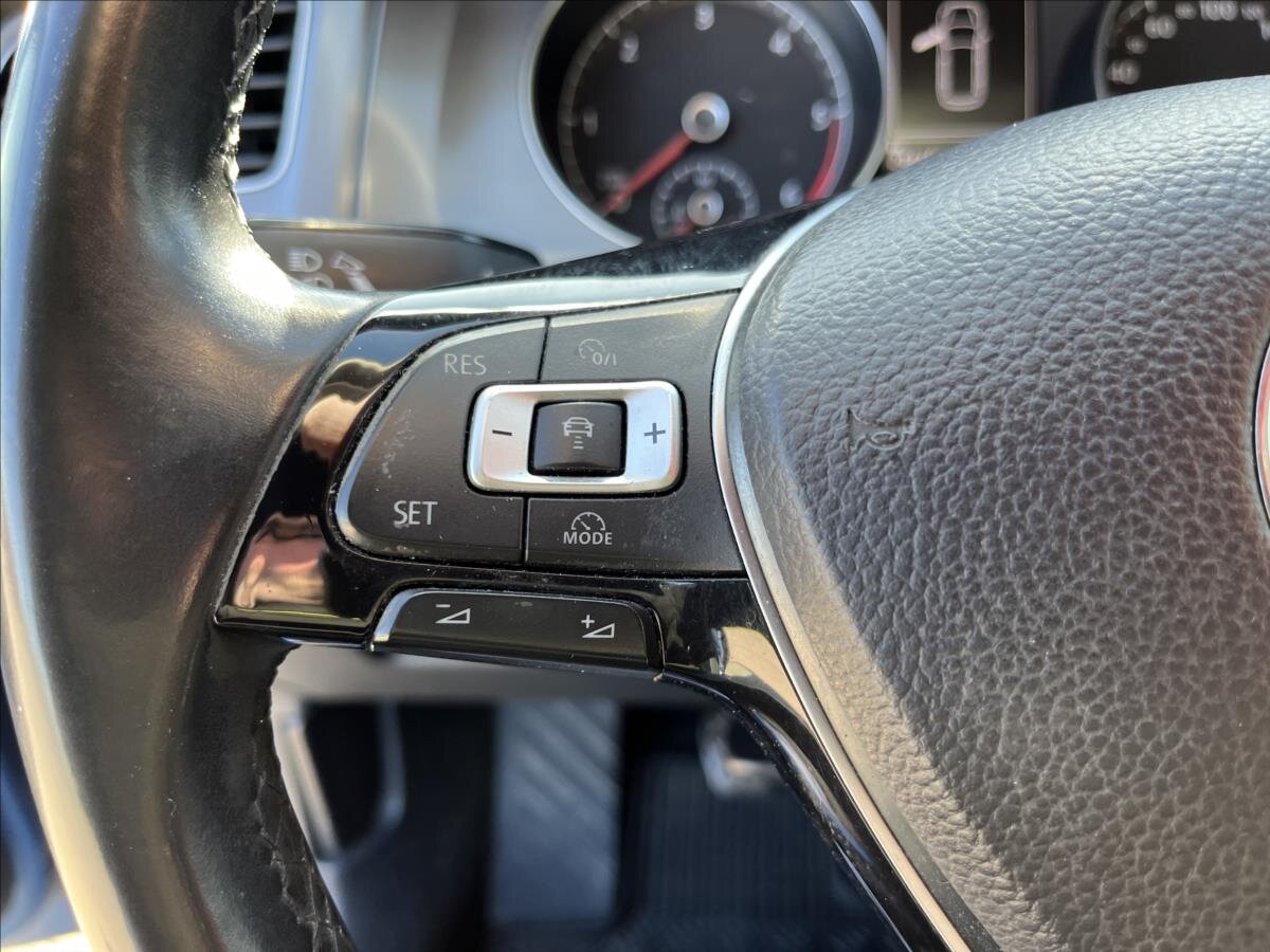 Volkswagen Golf Kombi 1,6 l 81 kw