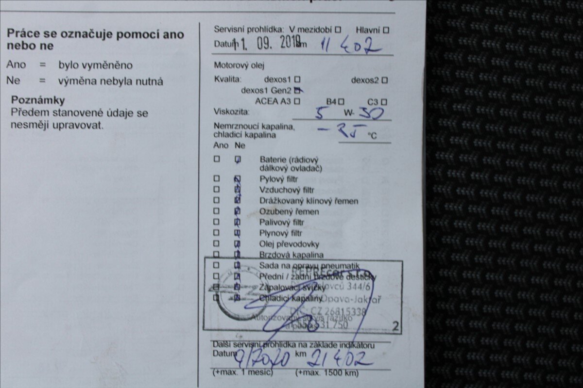 Opel Grandland X SUV / Terénní 1,2 l 96 kw