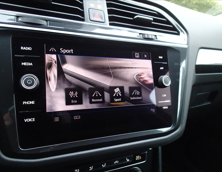 Volkswagen Tiguan SUV / Terénní 2,0 l 110 kw