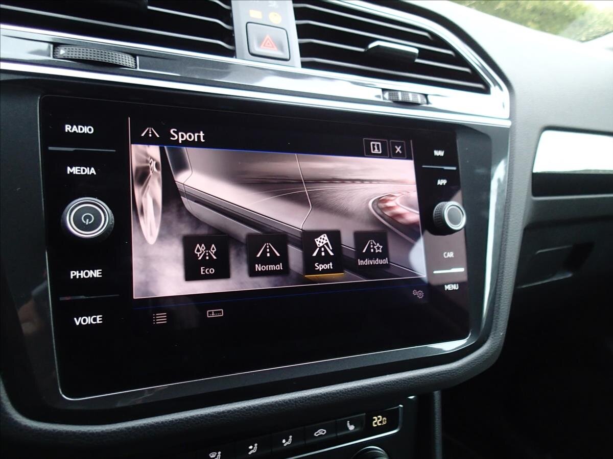 Volkswagen Tiguan SUV / Terénní 2,0 l 110 kw